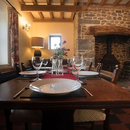 Perfect Cottage Retreat Near The Brecon Beacons Llanwrda Exterior photo